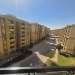 Stylish And Luxurious Apartment 2